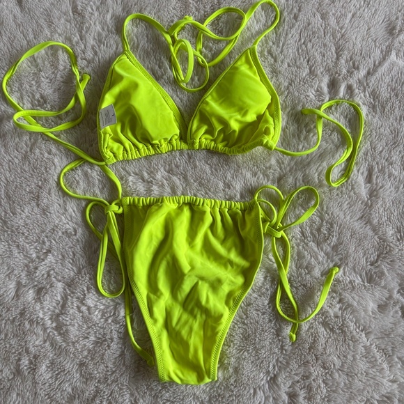 Strawberry Milk Mob Bikini Set Suit Top Bottom Neon Bright Yellow Women's Size L - Picture 2 of 3